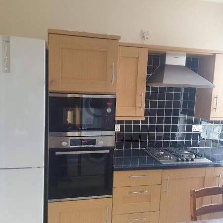 London Luxury Apartments 5 Min Walk From Ilford Station, With Free Parking Free Wifi Zewnętrze zdjęcie