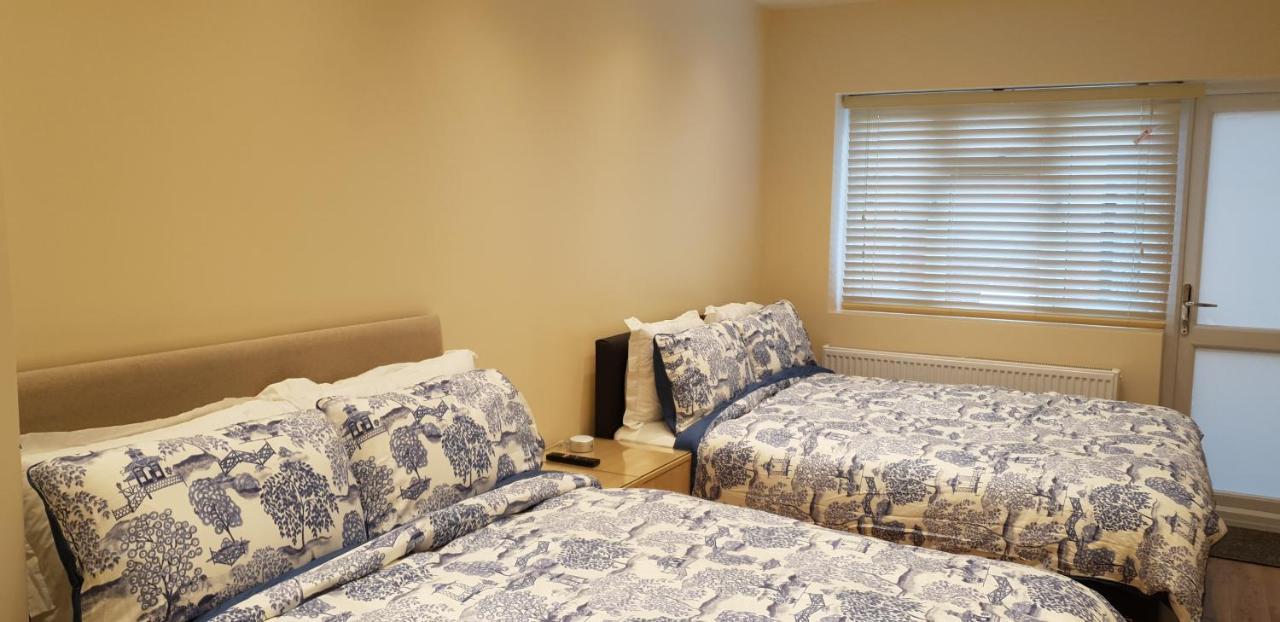 London Luxury Apartments 5 Min Walk From Ilford Station, With Free Parking Free Wifi Zewnętrze zdjęcie