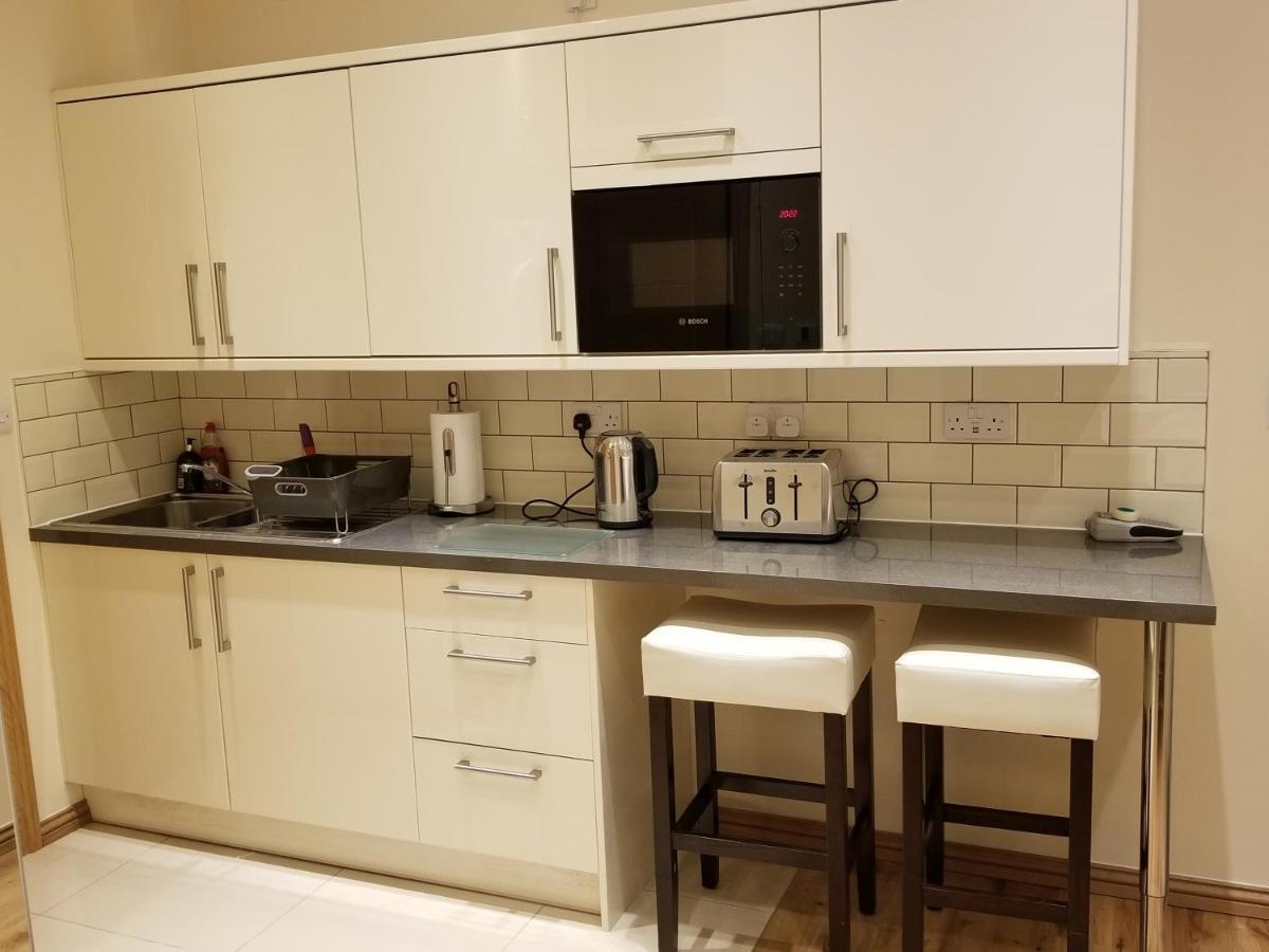 London Luxury Apartments 5 Min Walk From Ilford Station, With Free Parking Free Wifi Zewnętrze zdjęcie