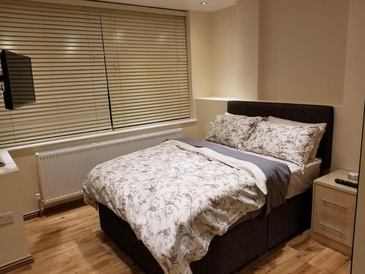 London Luxury Apartments 5 Min Walk From Ilford Station, With Free Parking Free Wifi Zewnętrze zdjęcie