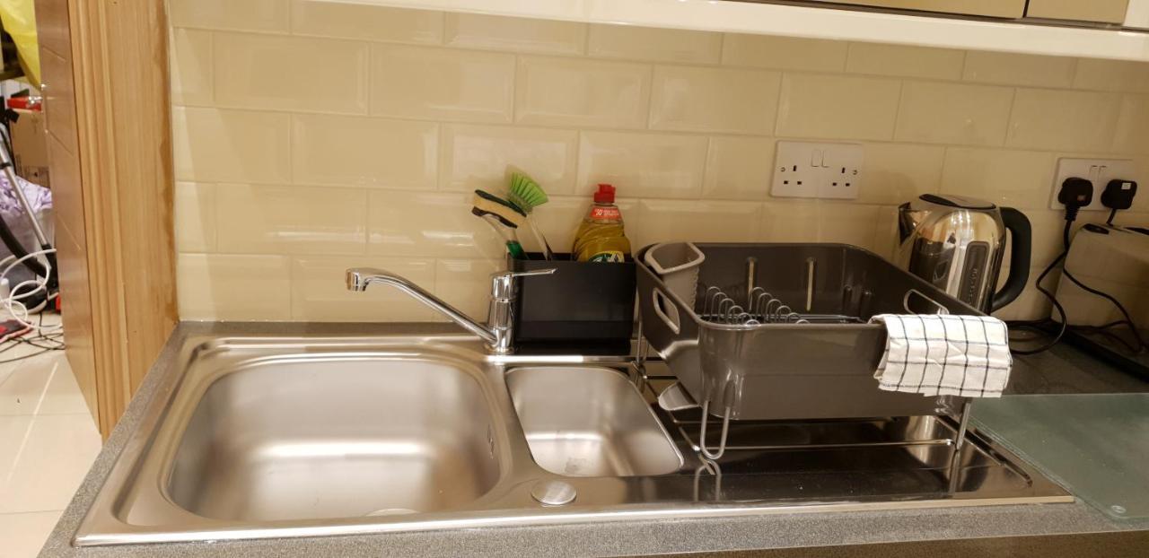 London Luxury Apartments 5 Min Walk From Ilford Station, With Free Parking Free Wifi Zewnętrze zdjęcie