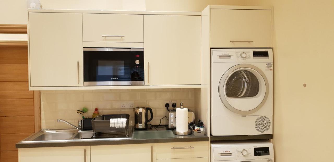 London Luxury Apartments 5 Min Walk From Ilford Station, With Free Parking Free Wifi Zewnętrze zdjęcie
