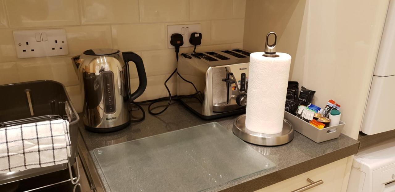 London Luxury Apartments 5 Min Walk From Ilford Station, With Free Parking Free Wifi Zewnętrze zdjęcie