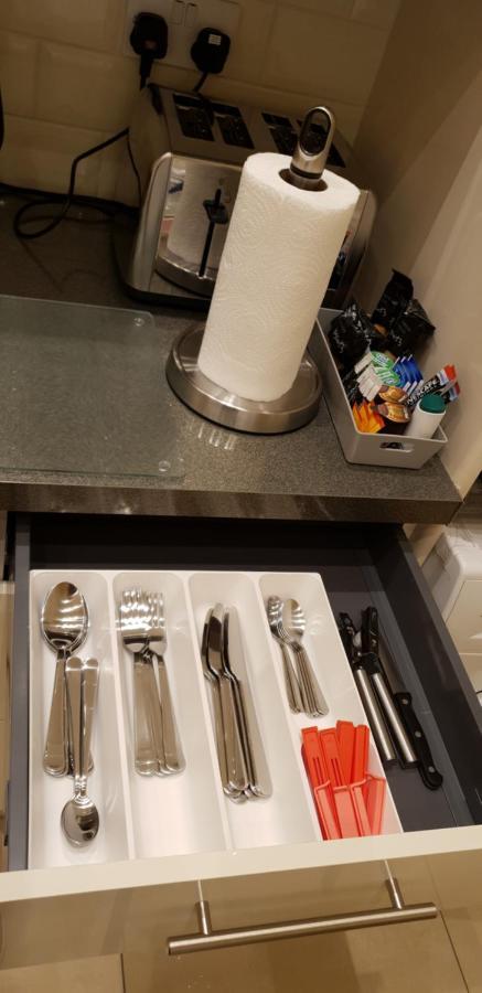 London Luxury Apartments 5 Min Walk From Ilford Station, With Free Parking Free Wifi Zewnętrze zdjęcie