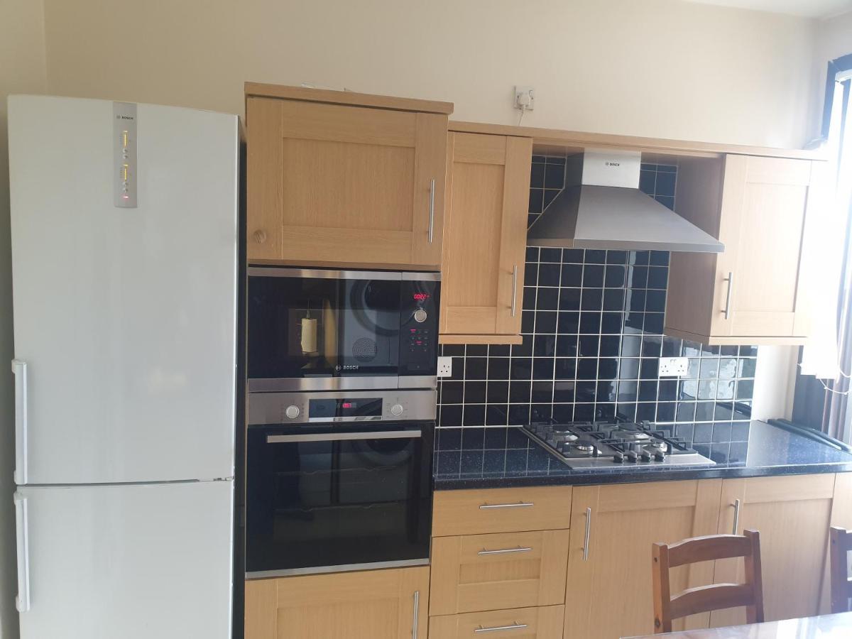 London Luxury Apartments 5 Min Walk From Ilford Station, With Free Parking Free Wifi Zewnętrze zdjęcie