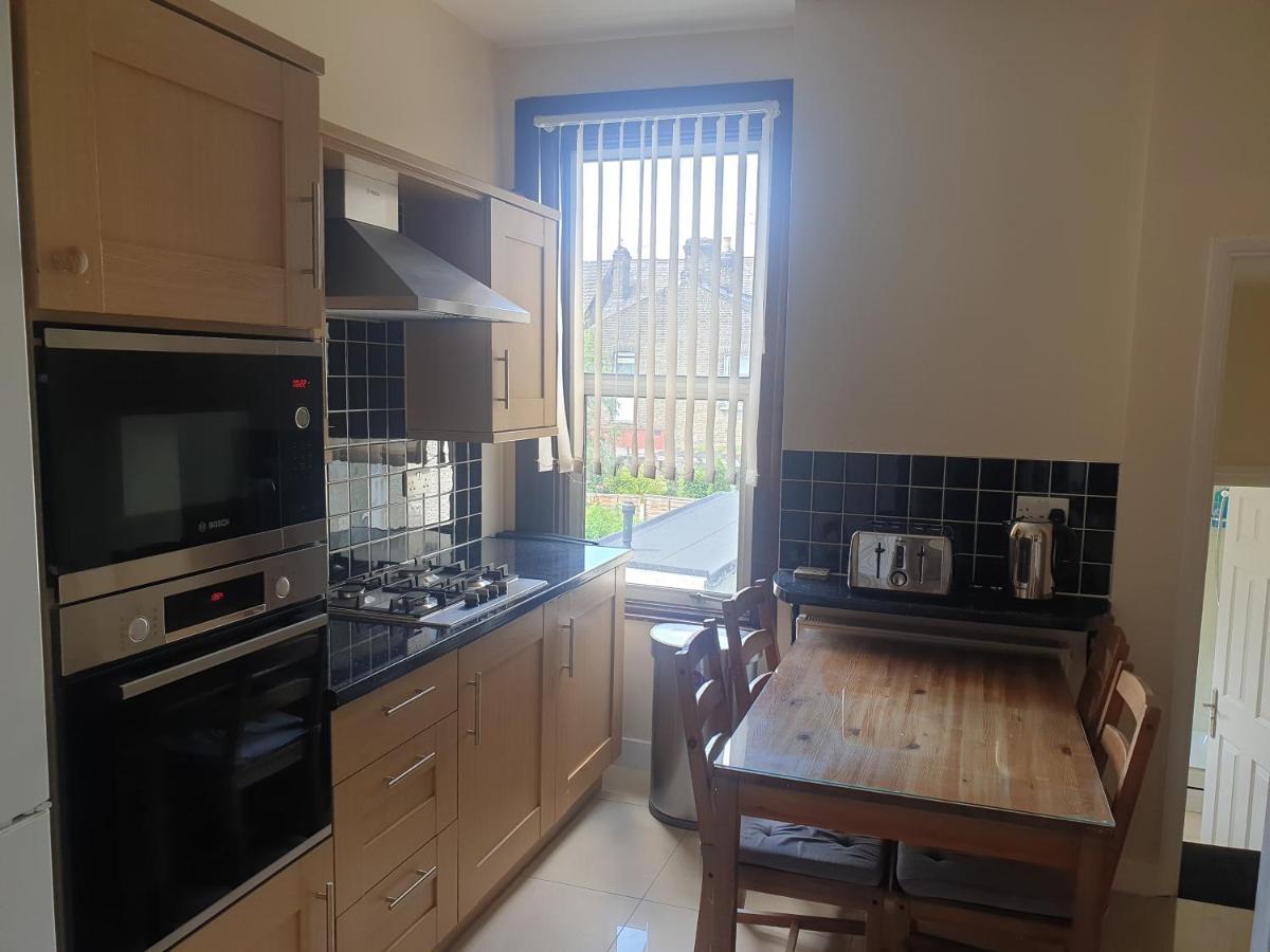 London Luxury Apartments 5 Min Walk From Ilford Station, With Free Parking Free Wifi Zewnętrze zdjęcie