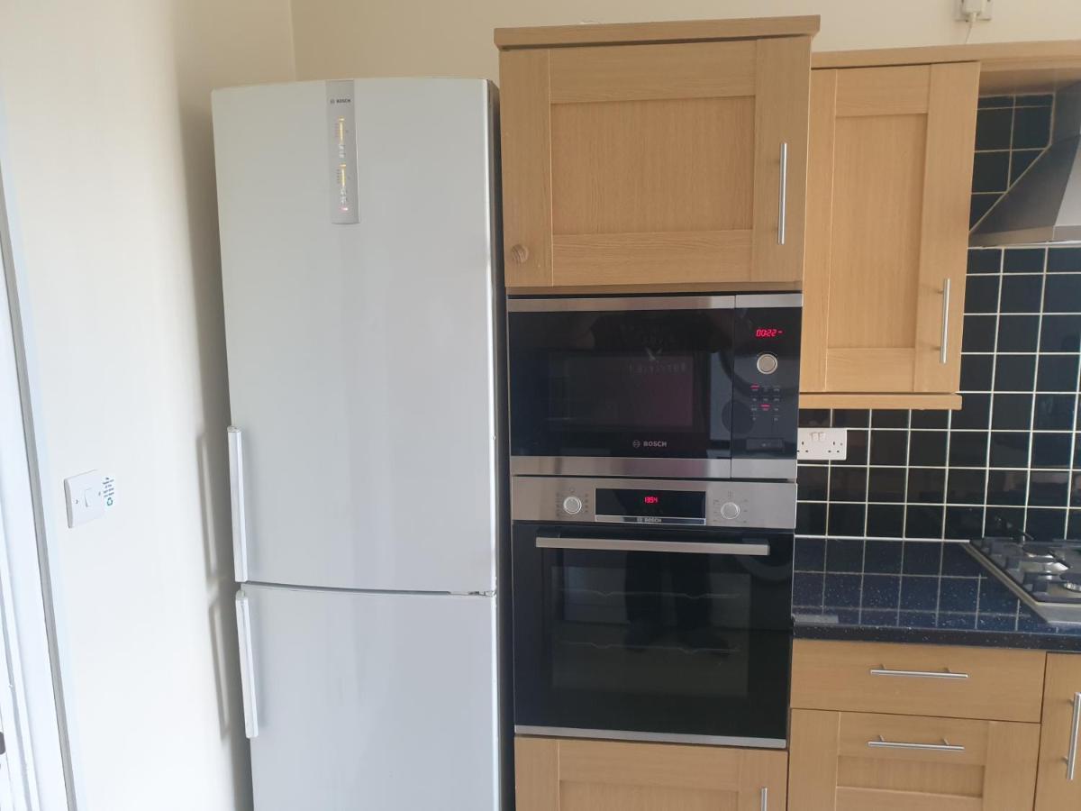 London Luxury Apartments 5 Min Walk From Ilford Station, With Free Parking Free Wifi Zewnętrze zdjęcie